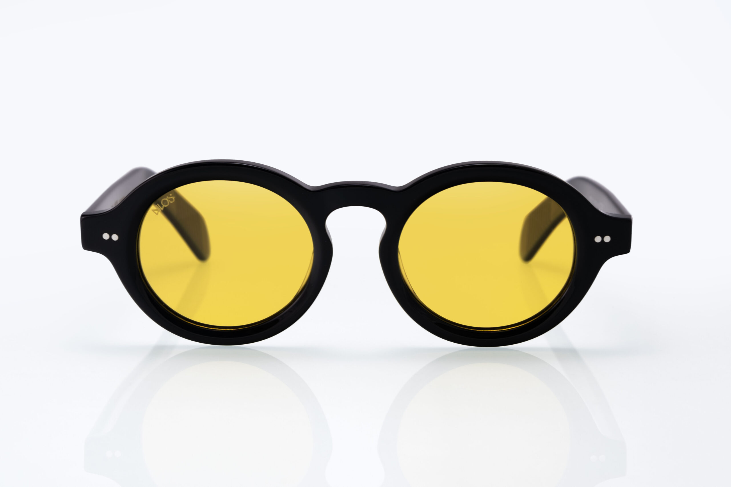 Nereus Black Yellow 1 scaled