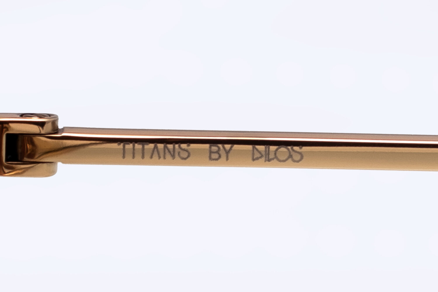 Crius Gold Brown - Image 5