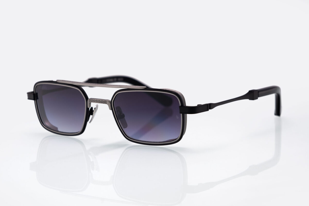 Hyperion Black
